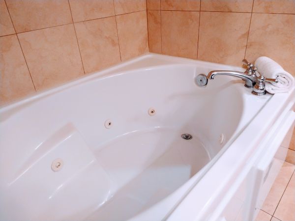 Acrylic Tub Installation in Cedar Lake